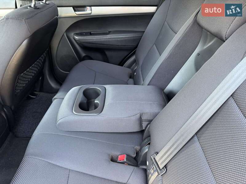 Позашляховик / Кросовер Kia Sorento 2012 в Вінниці