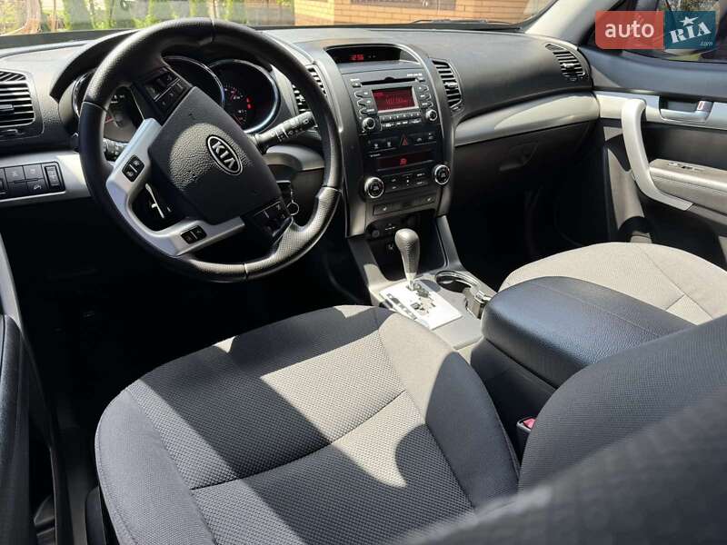 Позашляховик / Кросовер Kia Sorento 2012 в Вінниці