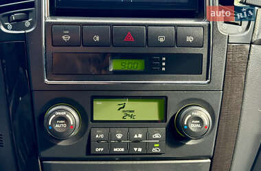 Позашляховик / Кросовер Kia Sorento 2008 в 