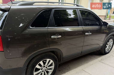 Позашляховик / Кросовер Kia Sorento 2011 в 
