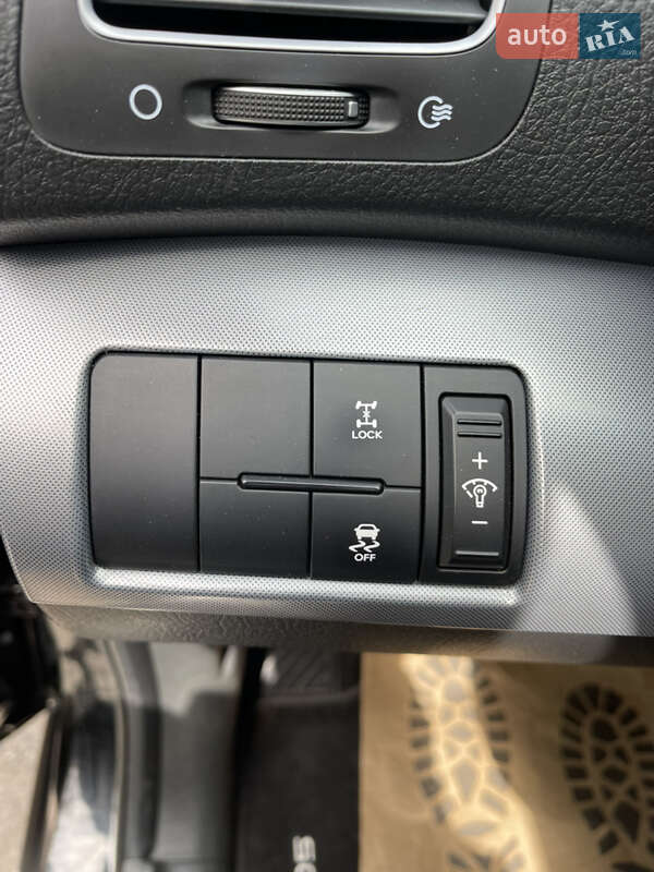 Внедорожник / Кроссовер Kia Sorento 2014 в Луцке