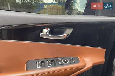 Внедорожник / Кроссовер Kia Sorento 2017 в 