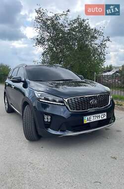 Внедорожник / Кроссовер Kia Sorento 2017 в 