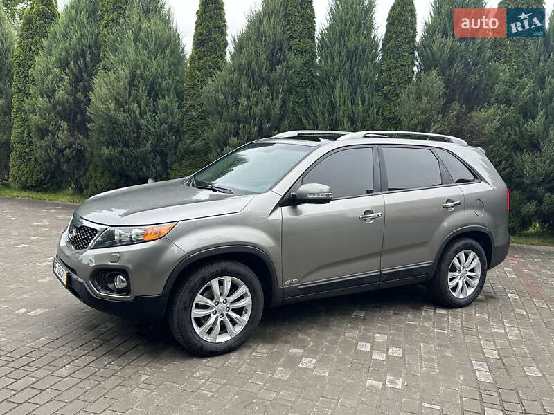 Позашляховик / Кросовер Kia Sorento 2010 в Городку