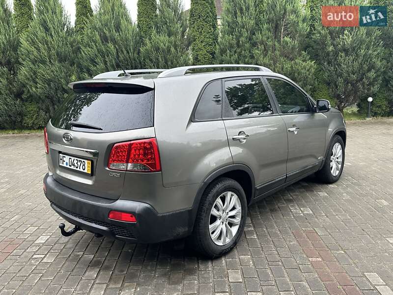 Позашляховик / Кросовер Kia Sorento 2010 в Городку