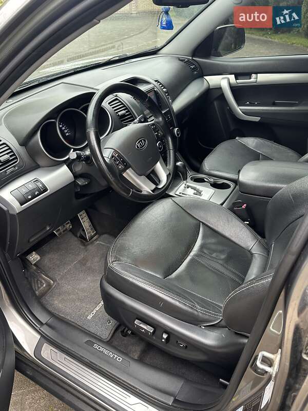 Позашляховик / Кросовер Kia Sorento 2010 в Городку