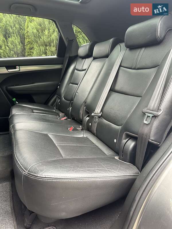 Позашляховик / Кросовер Kia Sorento 2010 в Городку