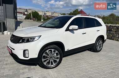 Позашляховик / Кросовер Kia Sorento 2015 в 