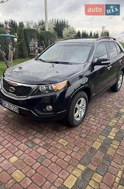 Позашляховик / Кросовер Kia Sorento 2012 в 