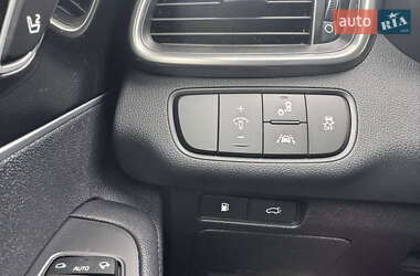 Внедорожник / Кроссовер Kia Sorento 2015 в 