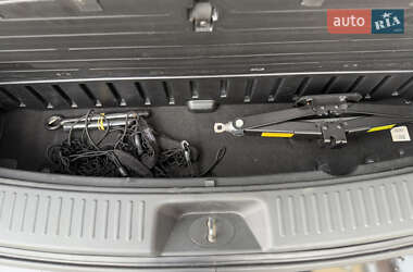 Внедорожник / Кроссовер Kia Sorento 2014 в 