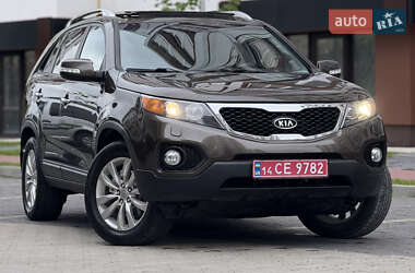 Позашляховик / Кросовер Kia Sorento 2010 в 