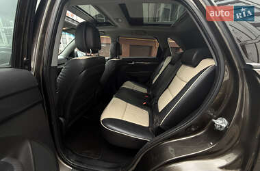 Позашляховик / Кросовер Kia Sorento 2010 в 