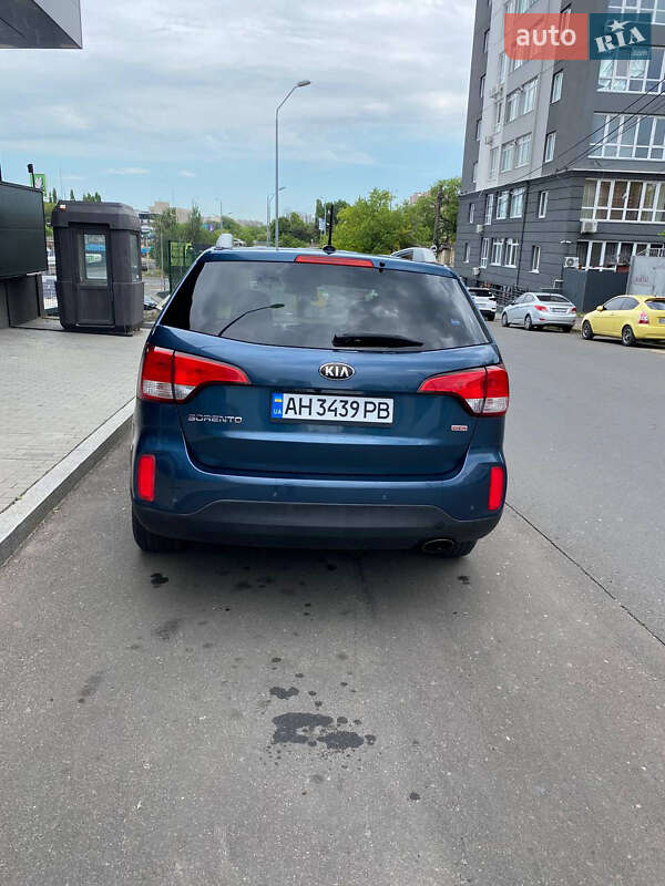 Внедорожник / Кроссовер Kia Sorento 2014 в Одессе