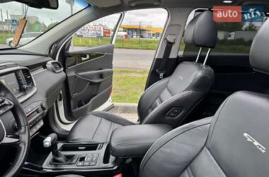 Внедорожник / Кроссовер Kia Sorento 2018 в 
