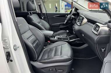 Внедорожник / Кроссовер Kia Sorento 2018 в 