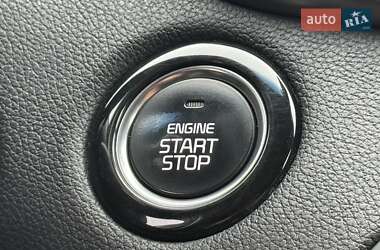 Внедорожник / Кроссовер Kia Sorento 2018 в 