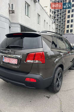 Внедорожник / Кроссовер Kia Sorento 2011 в 