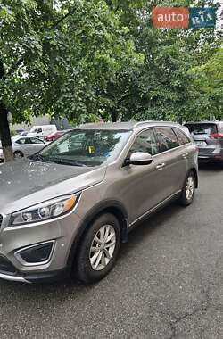 Позашляховик / Кросовер Kia Sorento 2015 в 