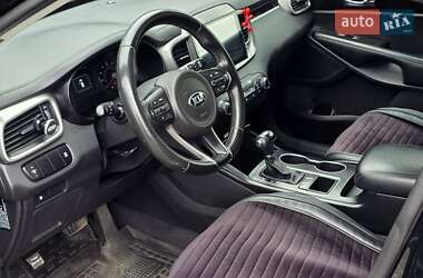 Внедорожник / Кроссовер Kia Sorento 2015 в 