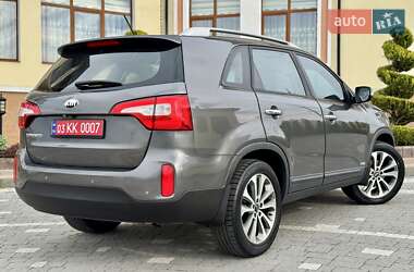 Позашляховик / Кросовер Kia Sorento 2013 в 