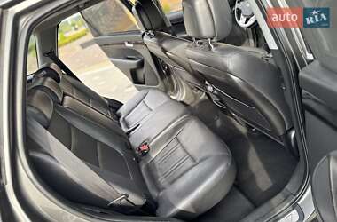 Позашляховик / Кросовер Kia Sorento 2013 в 