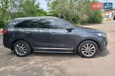 Позашляховик / Кросовер Kia Sorento 2015 в 