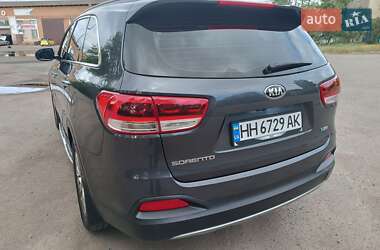 Позашляховик / Кросовер Kia Sorento 2015 в 