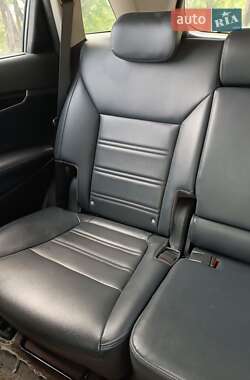 Позашляховик / Кросовер Kia Sorento 2015 в 