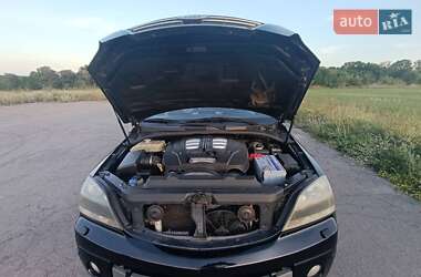 Внедорожник / Кроссовер Kia Sorento 2005 в 