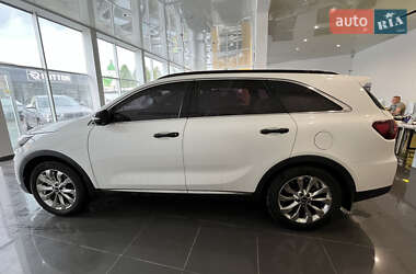 Внедорожник / Кроссовер Kia Sorento 2018 в 