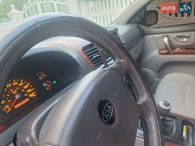 Внедорожник / Кроссовер Kia Sorento 2004 в Черновцах