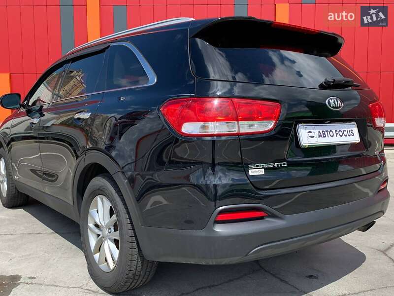 Позашляховик / Кросовер Kia Sorento 2015 в Києві