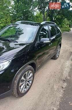 Позашляховик / Кросовер Kia Sorento 2014 в 