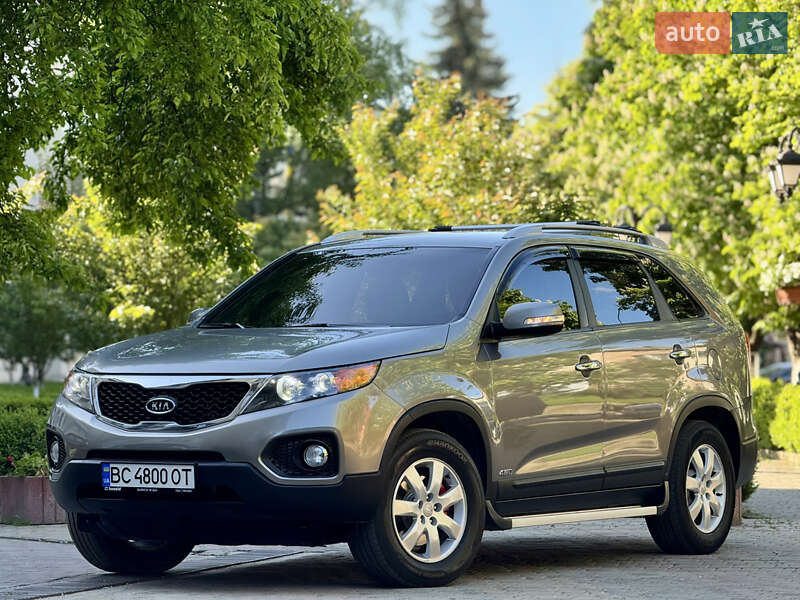 Внедорожник / Кроссовер Kia Sorento 2010 в Выгоде