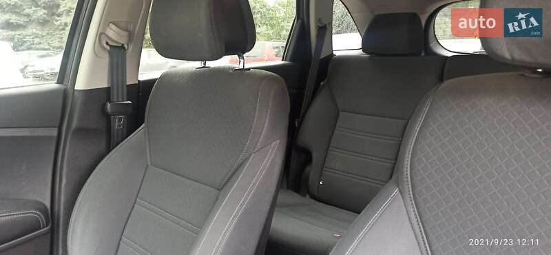 Позашляховик / Кросовер Kia Sorento 2015 в Дніпрі