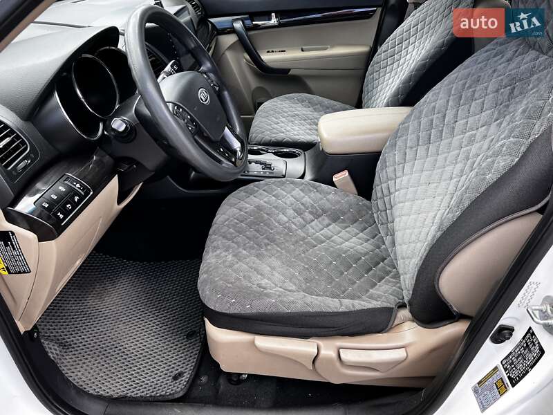 Внедорожник / Кроссовер Kia Sorento 2010 в Одессе
