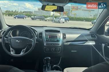Внедорожник / Кроссовер Kia Sorento 2014 в 