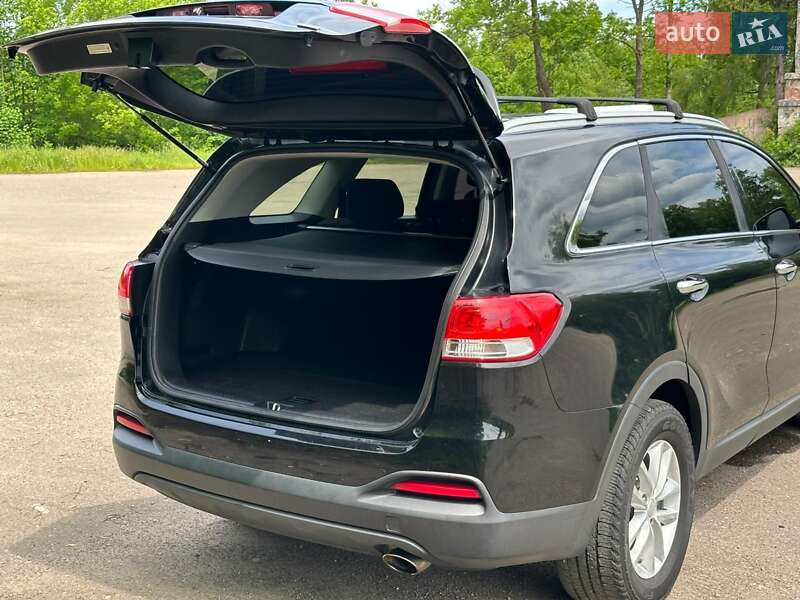 Позашляховик / Кросовер Kia Sorento 2016 в Самборі