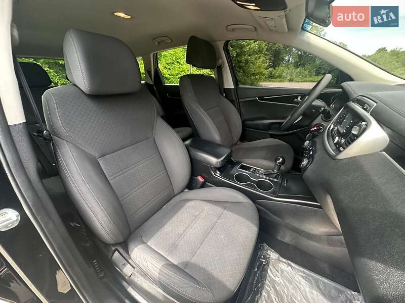 Позашляховик / Кросовер Kia Sorento 2016 в Самборі