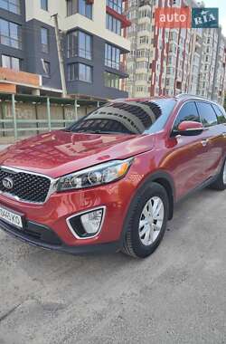Внедорожник / Кроссовер Kia Sorento 2016 в 