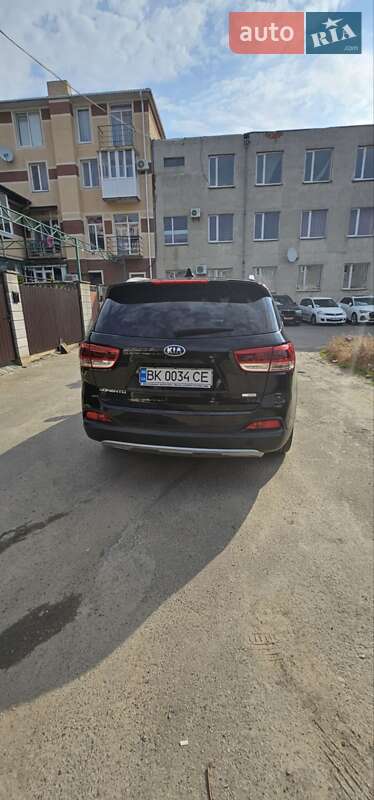 Внедорожник / Кроссовер Kia Sorento 2015 в Ровно