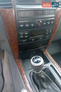 Внедорожник / Кроссовер Kia Sorento 2003 в 