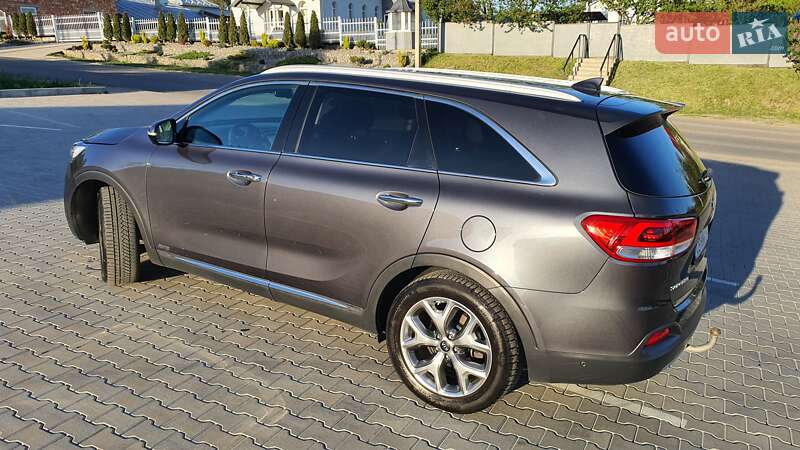Позашляховик / Кросовер Kia Sorento 2015 в Чернівцях