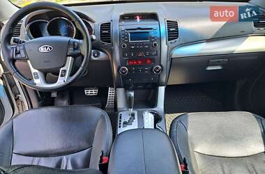 Внедорожник / Кроссовер Kia Sorento 2011 в 