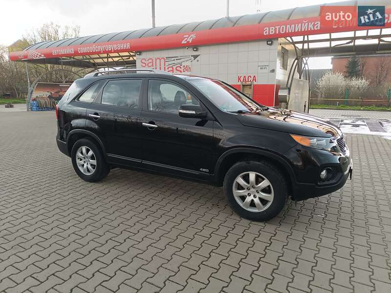 Позашляховик / Кросовер Kia Sorento 2010 в Коломиї