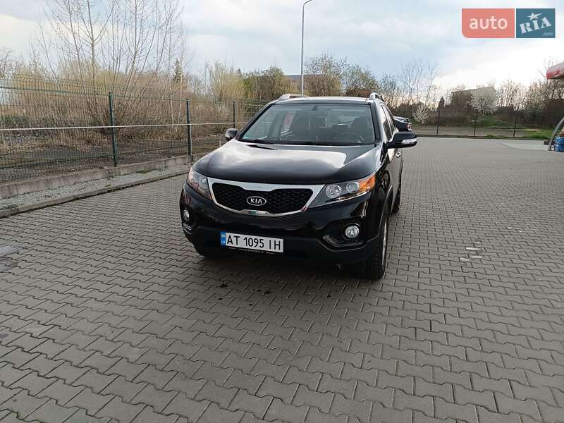 Позашляховик / Кросовер Kia Sorento 2010 в Коломиї