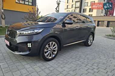 Внедорожник / Кроссовер Kia Sorento 2019 в 