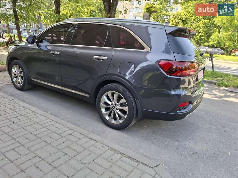 Позашляховик / Кросовер Kia Sorento 2019 в Івано-Франківську