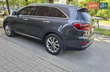 Внедорожник / Кроссовер Kia Sorento 2019 в 